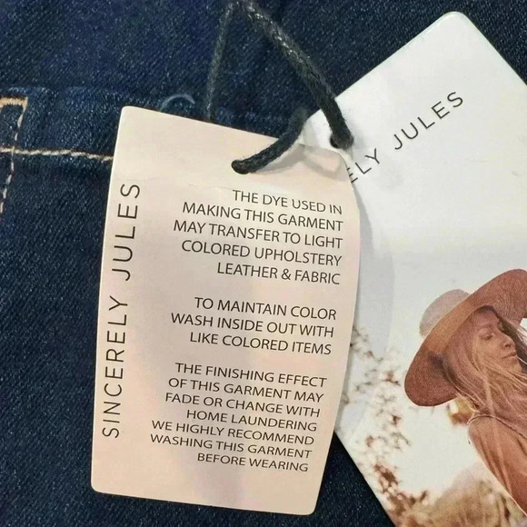 Sincerely Jules denim mini skirt with zip up front NWT size 3 - Picture 4 of 6